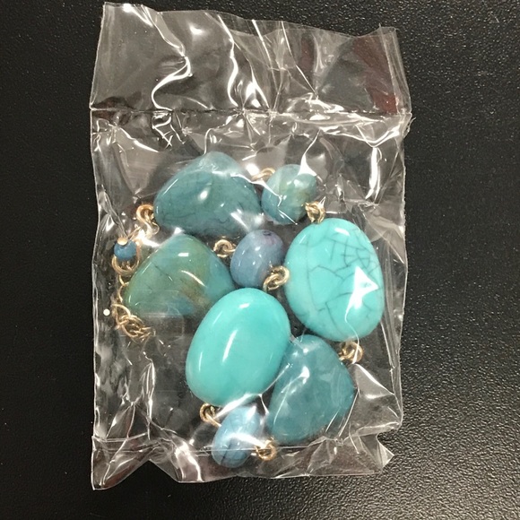 NWT Avon Fiji Bliss Beaded Bracelet Turquoise - Picture 2 of 6